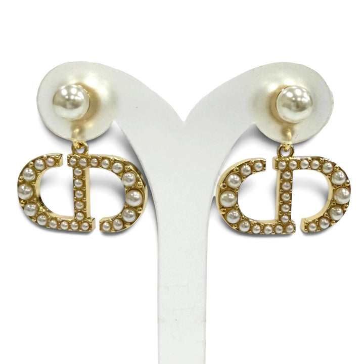 Pristine DIOR Pierce Dior Tribales Pierce CD Crystal Logo Pearl white Women