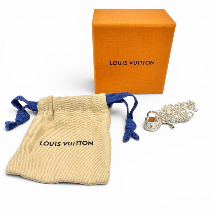 Excellent LOUIS VUITTON Necklace Lockit Felix Lee Silver AG925 mens J76312