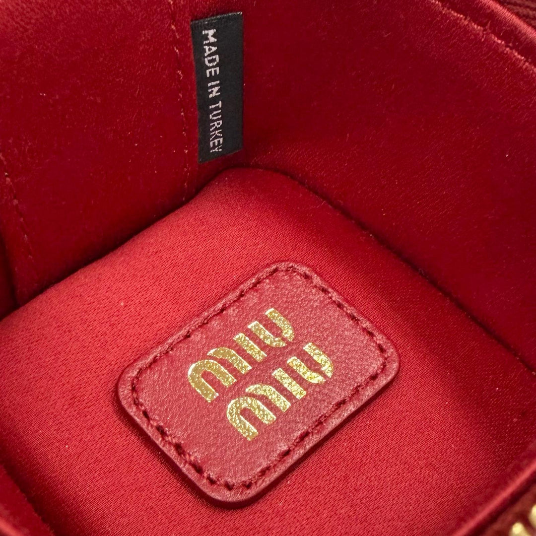 Excellent MIUMIU charm MATELASSE Charm Logo Keyring Leather Pouch Red 5TL527