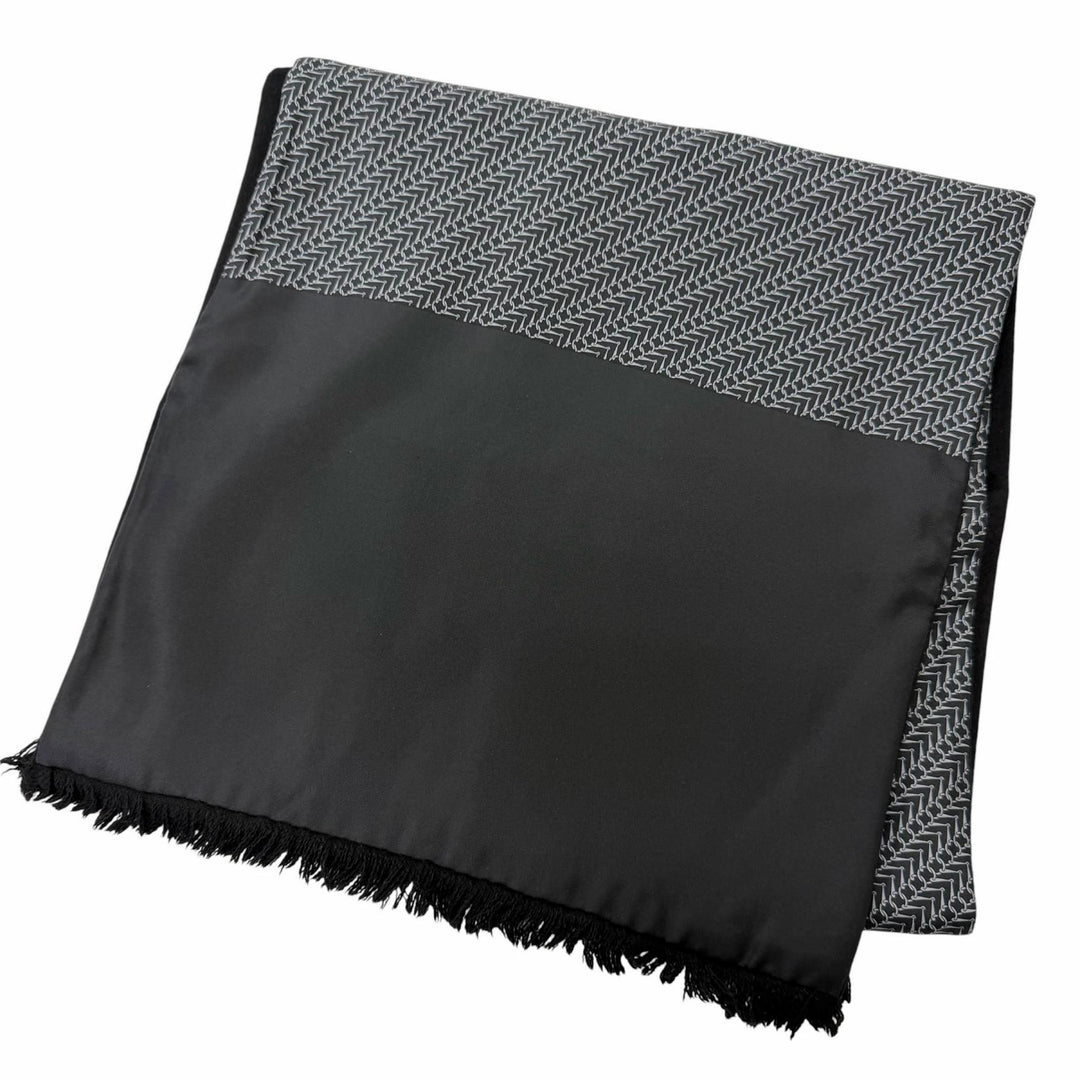 Great HERMES Scarf Metal all-over print fringe shawl black silk mens