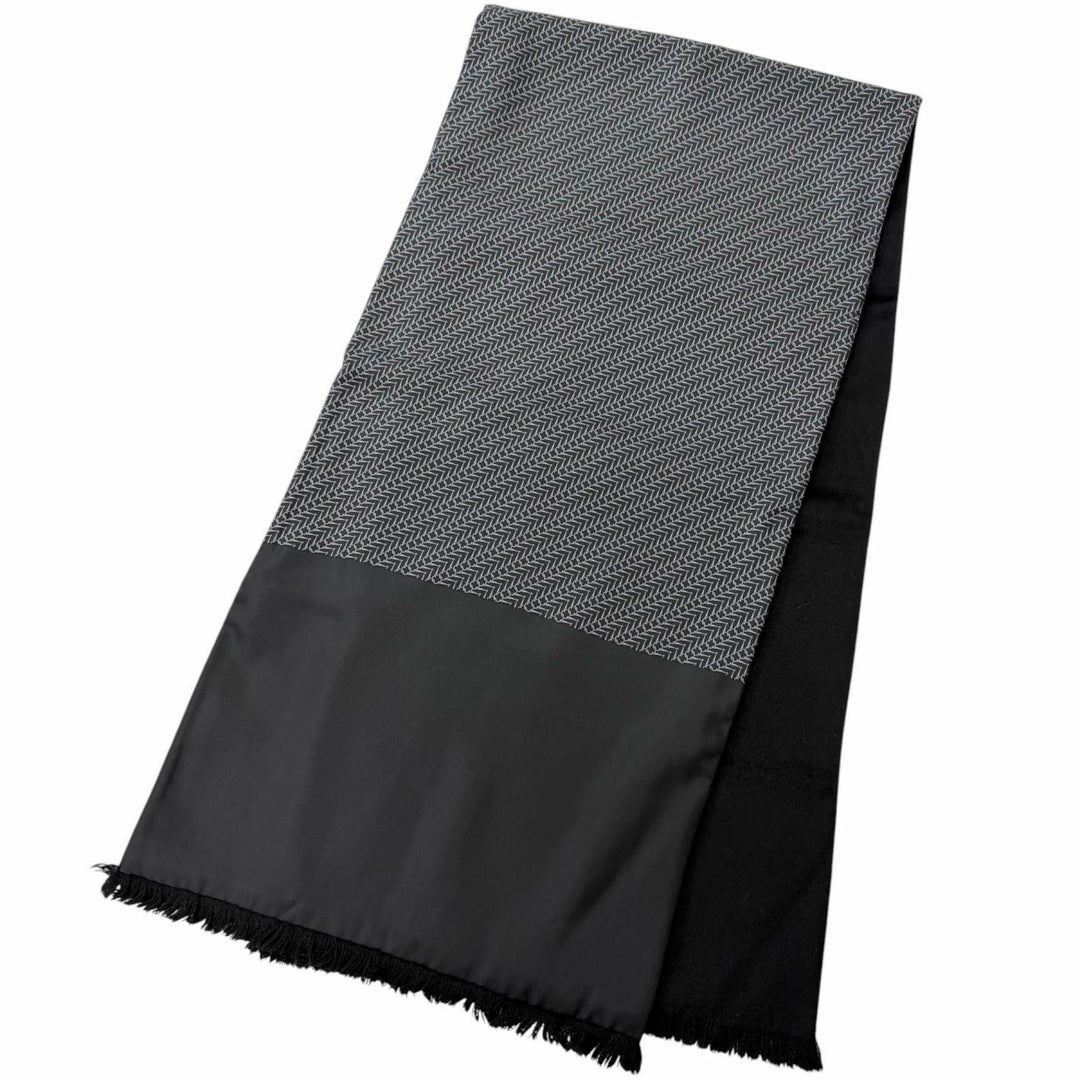 Great HERMES Scarf Metal all-over print fringe shawl black silk mens