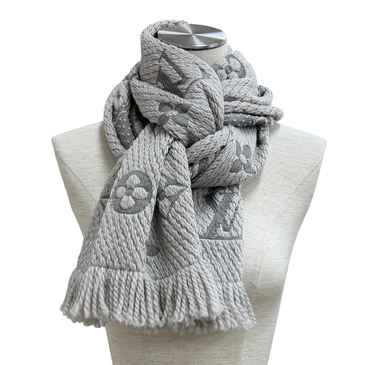 Great LOUIS VUITTON Scarf Escalp Logo Mania fringe wool Women M74742