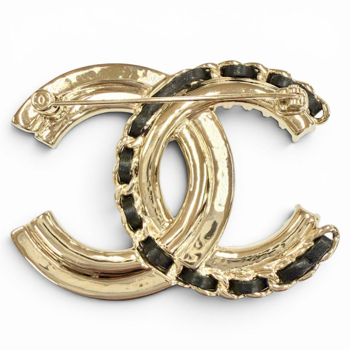 Excellent CHANEL Brooch COCO Mark Leather Rhinestone Women B23V AB8609