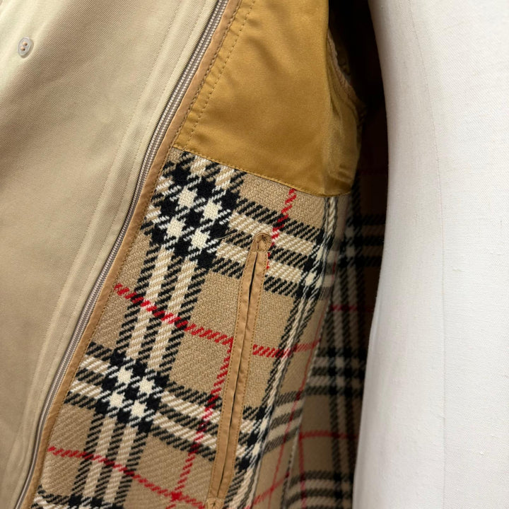 Excellent Burberrys coat beige cotton mens