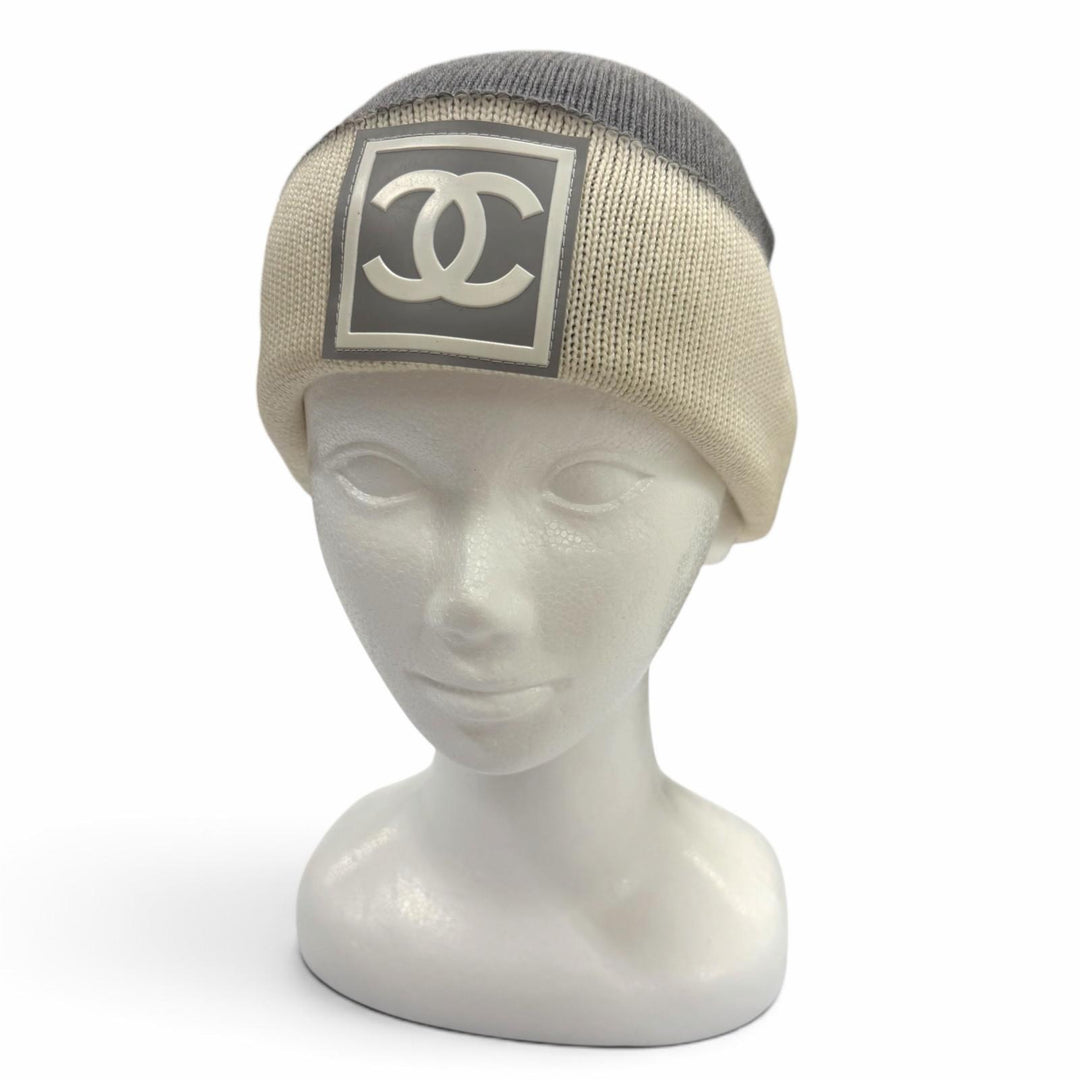 Great CHANEL Knit cap COCO Mark Hat Beanie gray wool Women