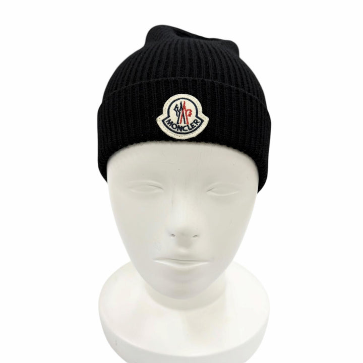 Great MONCLER Knit cap Logo patch knit cap knit hat black wool Women