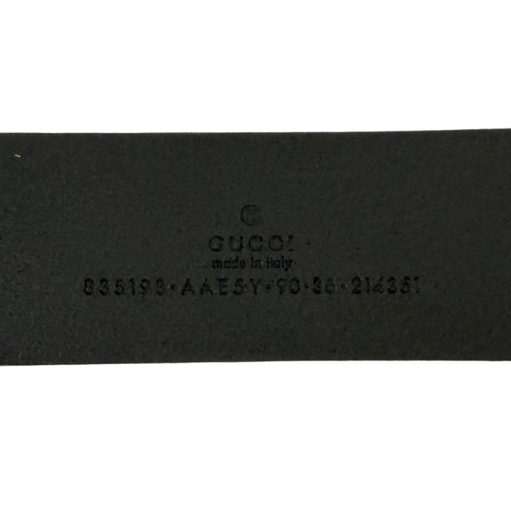 Great GUCCI belt Logo buckle with dark marks finish Silver leather mens 835193