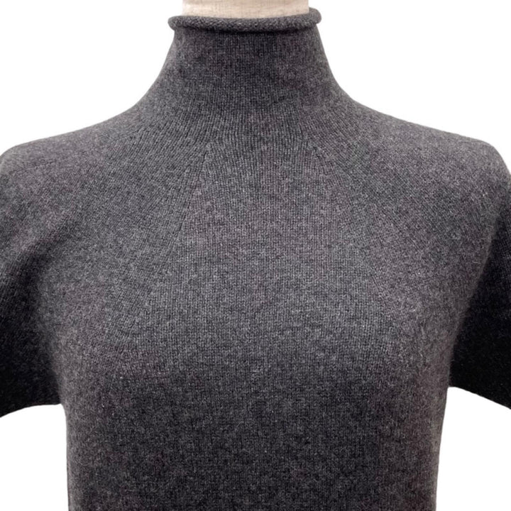 Excellent CHANEL one piece High-neck, short-sleeved, long knit cashmere P16144