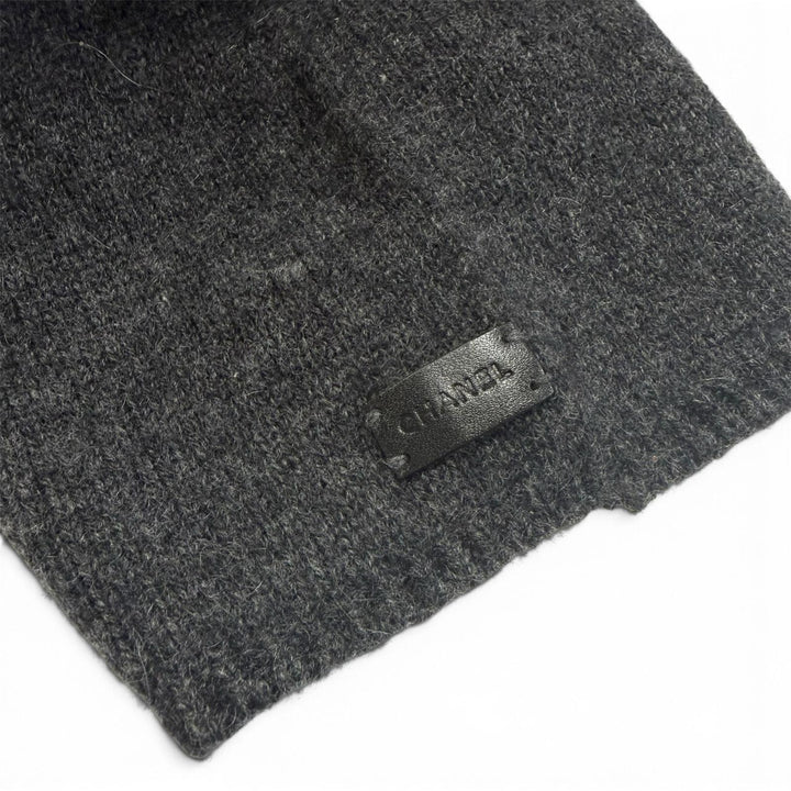 Excellent CHANEL one piece High-neck, short-sleeved, long knit cashmere P16144