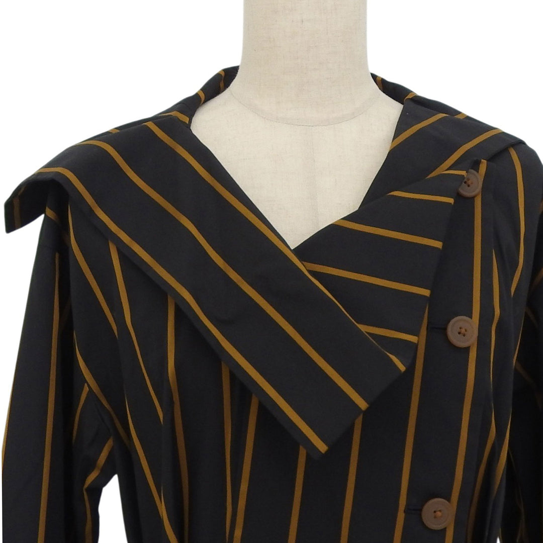 Excellent Vivienne Westwood coat Stripe Pattern Belted black cotton Women 00