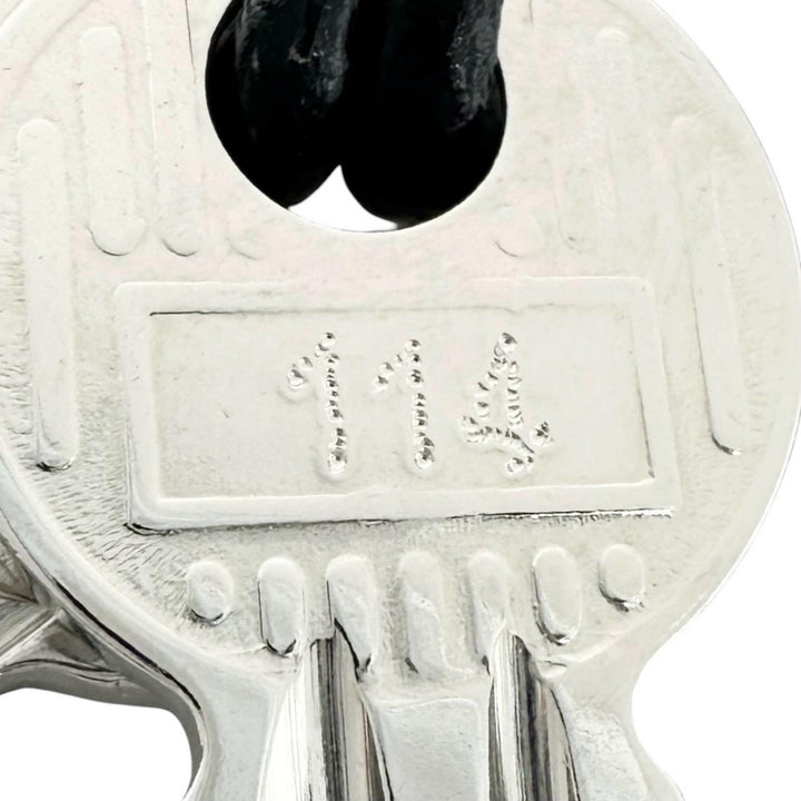 Excellent HERMES Cadena H logo engraved, set of 2 keys, number 114. Silver