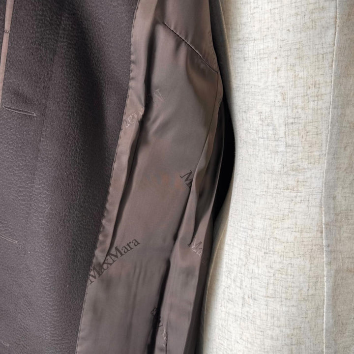 Pristine Max Mara coat Big Collar Long Brown wool Women IT 38