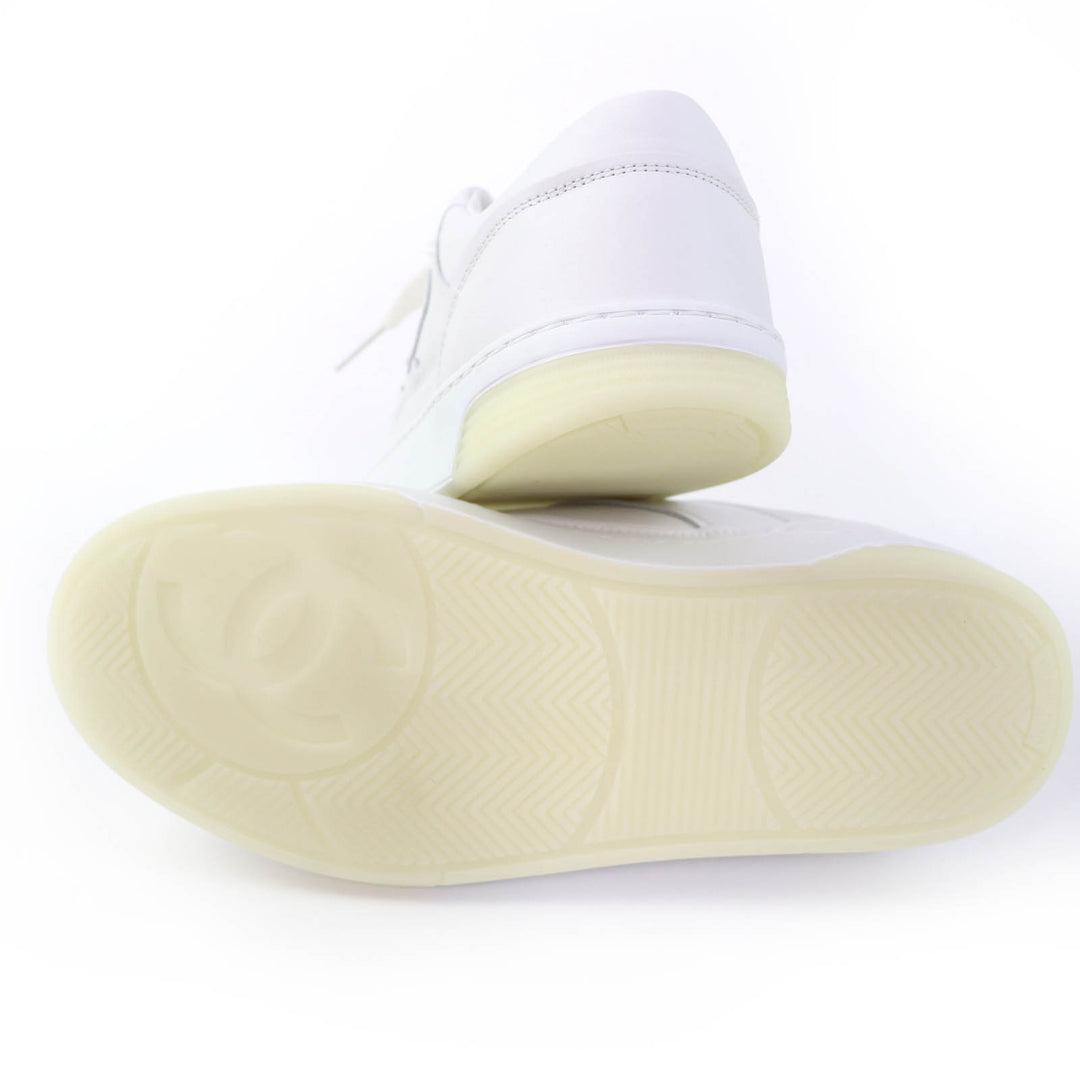 Pristine CHANEL Low cut sneakers COCO Mark leather white leather Women 36 G39978