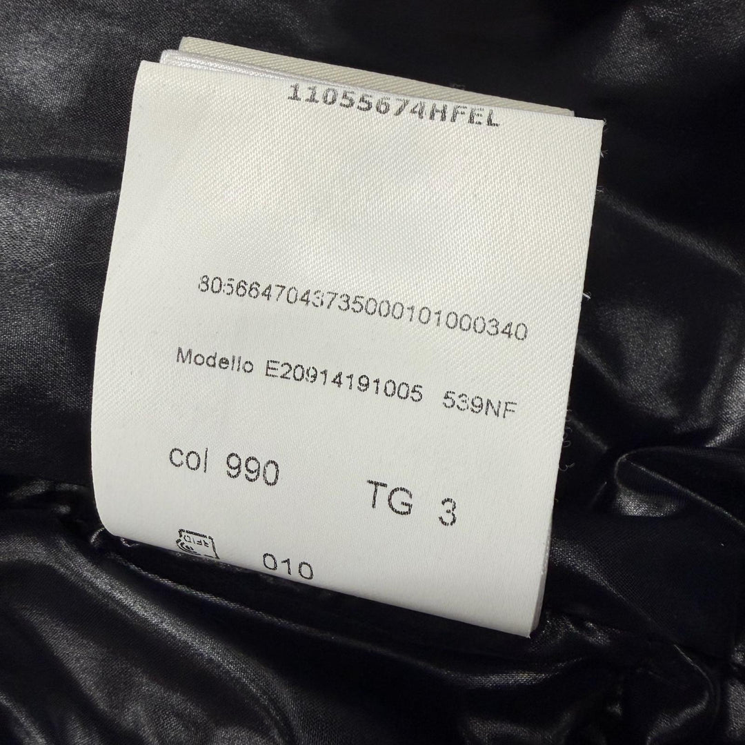 Great MONCLER Down jacket WILSON black Nylon mens 3