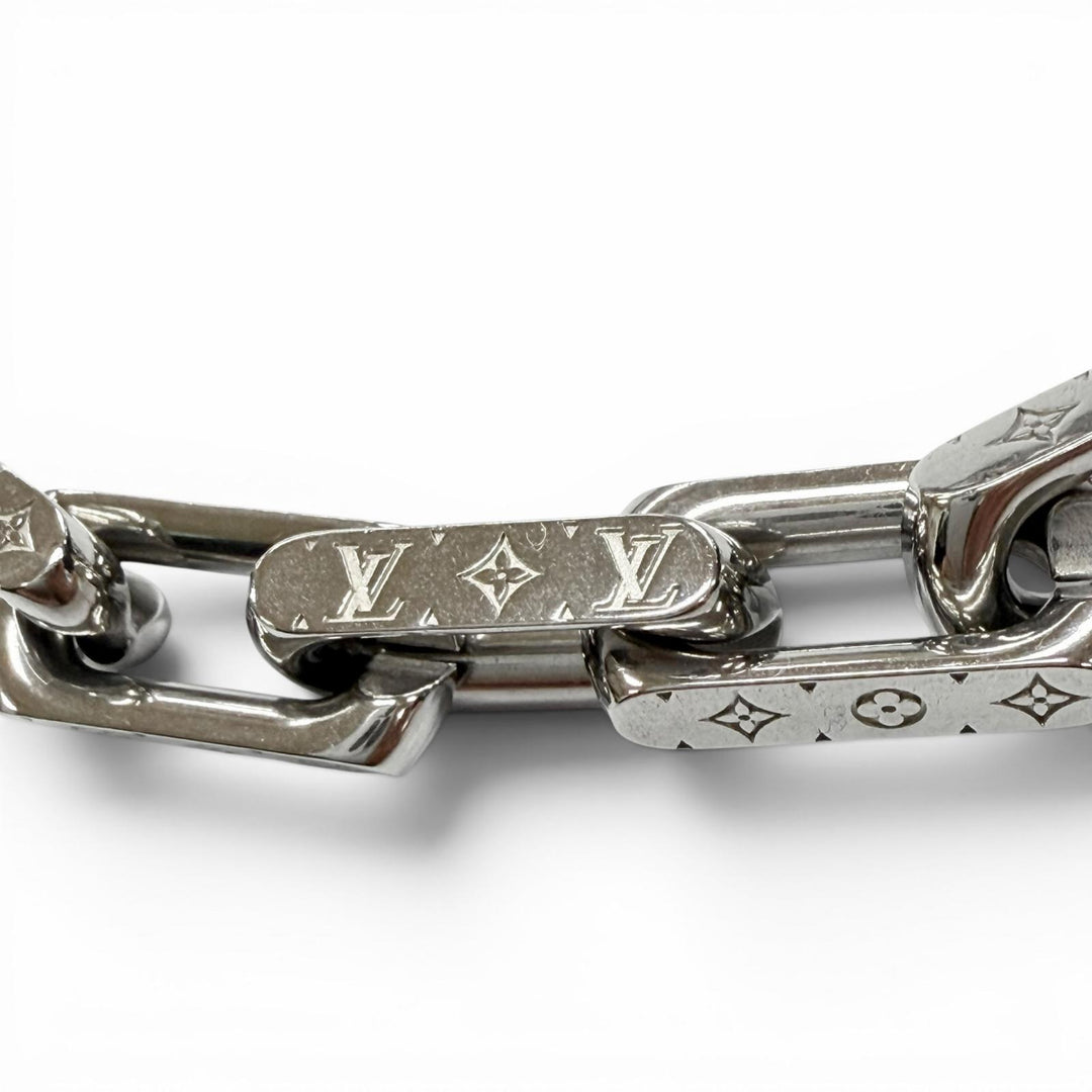 Great LOUIS VUITTON Necklace Collier Chain Monogram Silver mens M00307