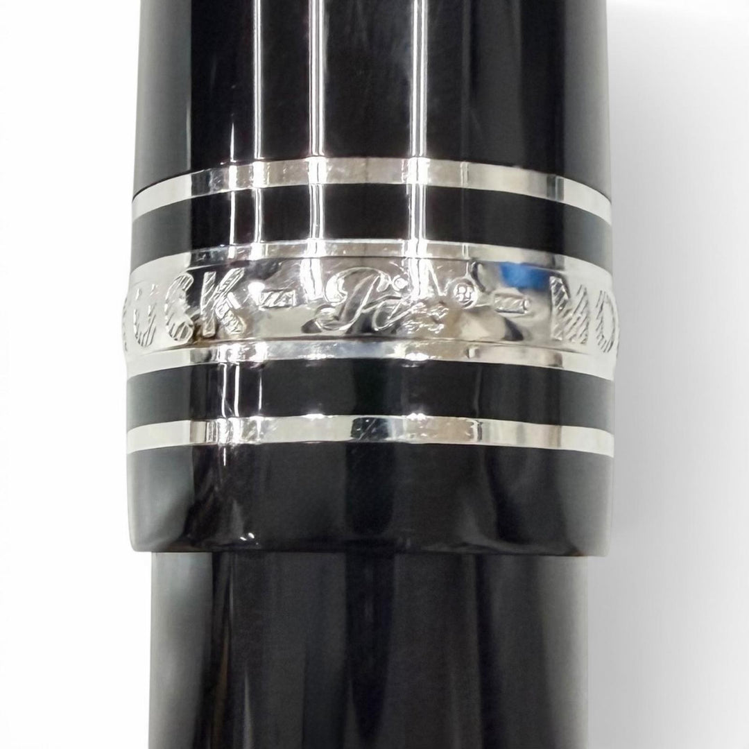 Great MONTBLANC fountain pen Meisterstück 145 Classic Platinum Line