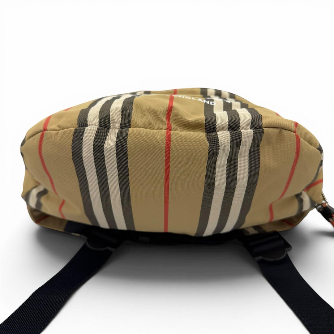 Excellent BURBERRY Daypack Nova Check Logo Backpack Sling Bag beige 8013921