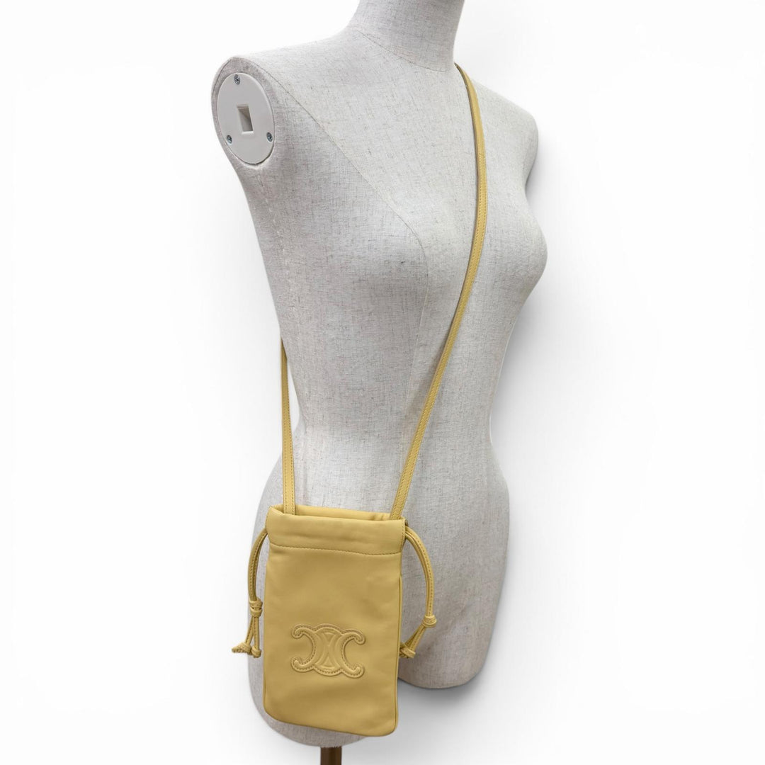 Very Good CELINE Shoulder Bag Cuir Triomphe Drawstring Leather Mobile Pouch