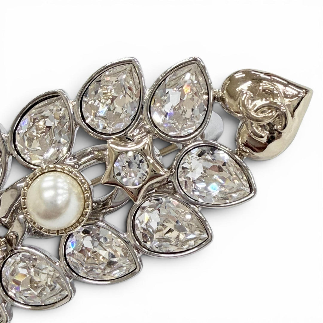 Excellent CHANEL Brooch COCO Mark Heart Ribbon Bijou Leaf gold B24K ABE476