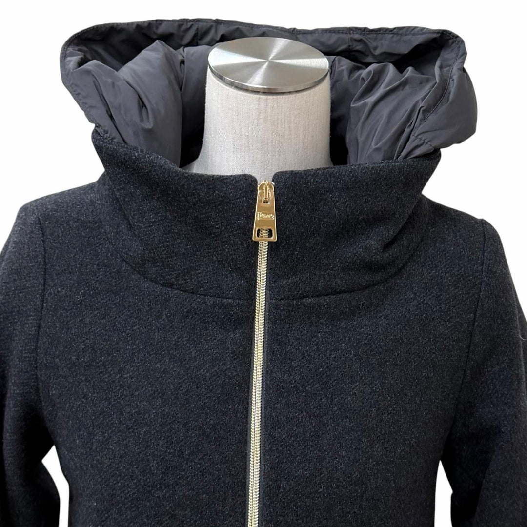 Excellent Herno down coat Hooded, contrasting design, zip-up wool 38 PI001760D