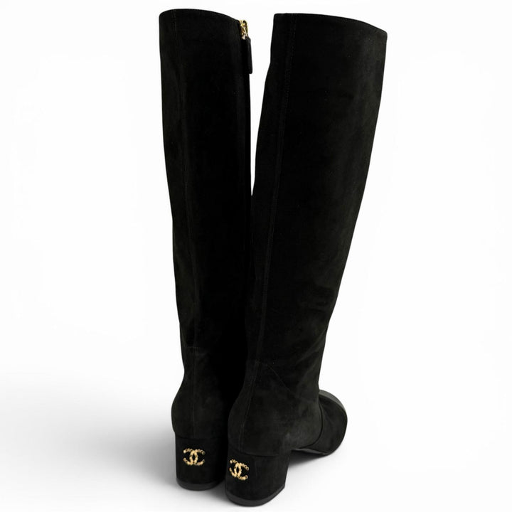 Excellent CHANEL Knee-high boots black Suede leather Women 37 24B G45903