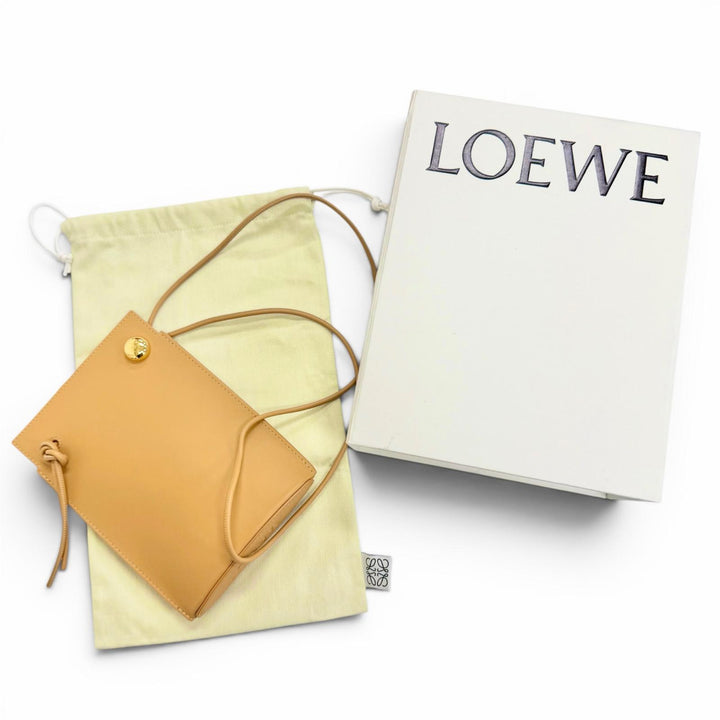 Pristine LOEWE Shoulder Bag Pebble Dice Pocket Anagram Metal warm CPBPR12X01