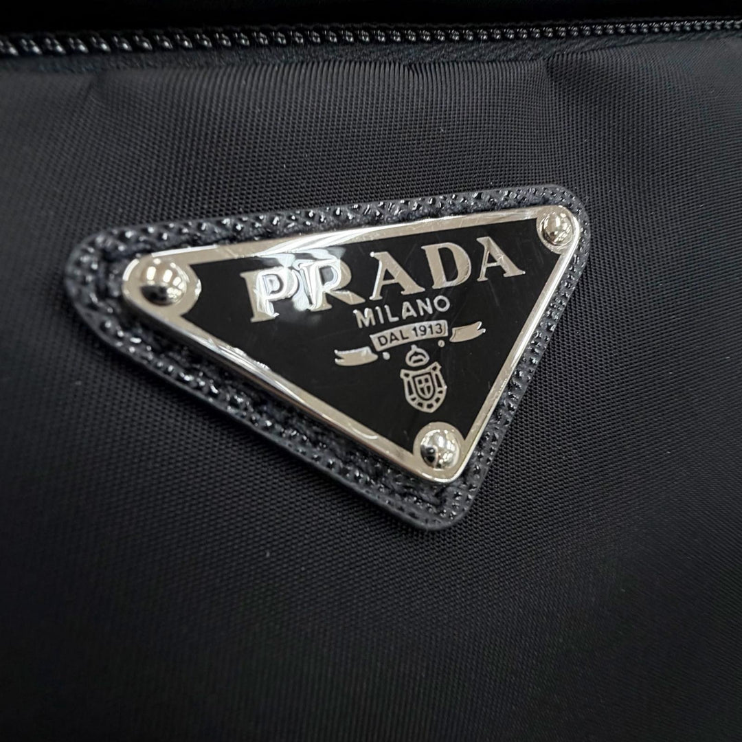 Excellent PRADA Shoulder Bag black Nylon mens 2VH191