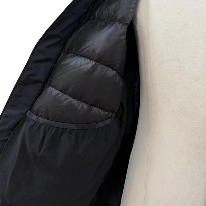 Great ARC TERYX Down jacket MACAI LIGHT WEIGHT JACKET black Nylon mens XL