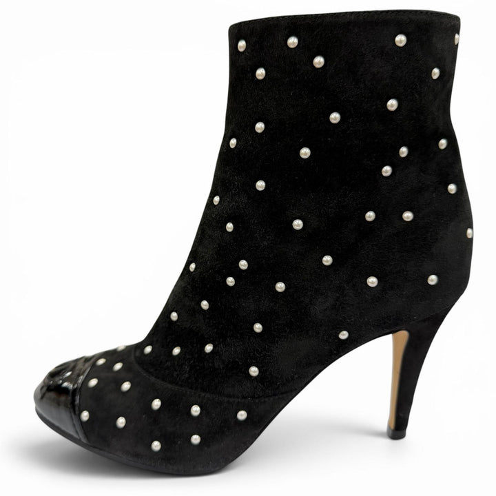 Great CHANEL boots COCO Mark Pearl Decoration black Suede leather 35 G33426