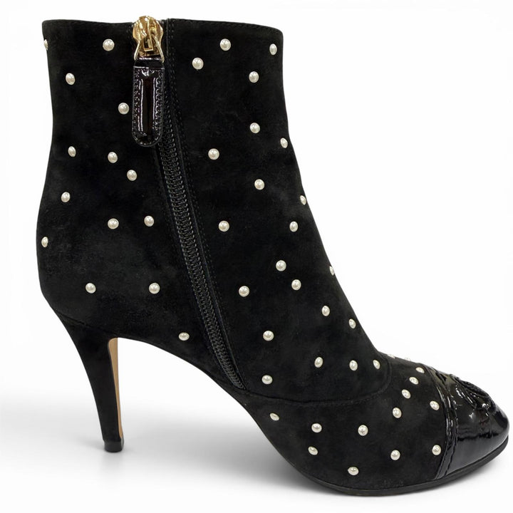 Great CHANEL boots COCO Mark Pearl Decoration black Suede leather 35 G33426