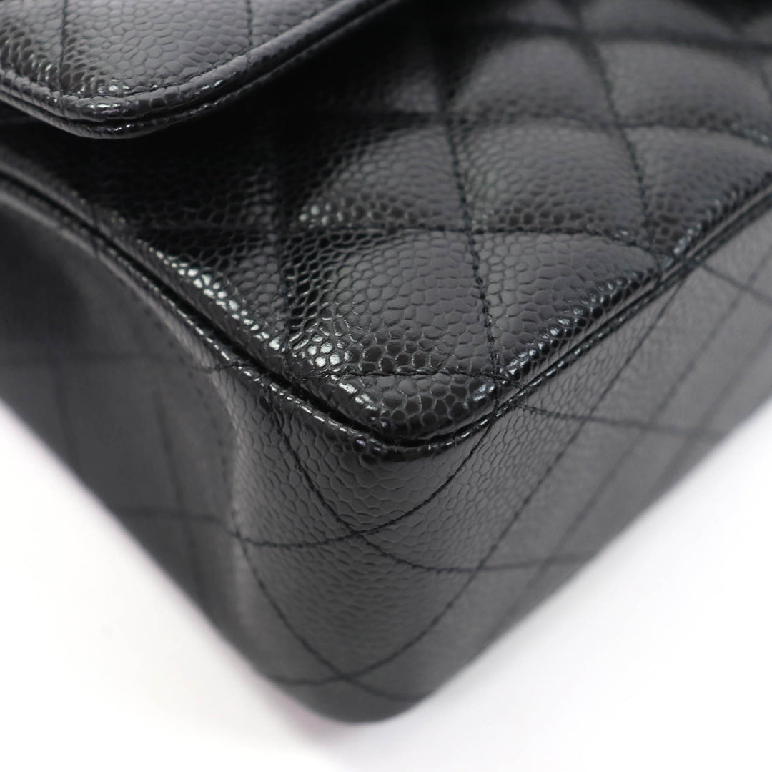 Pristine CHANEL Shoulder Bag Matrasse 25 WChain black Caviar skin Women A01112