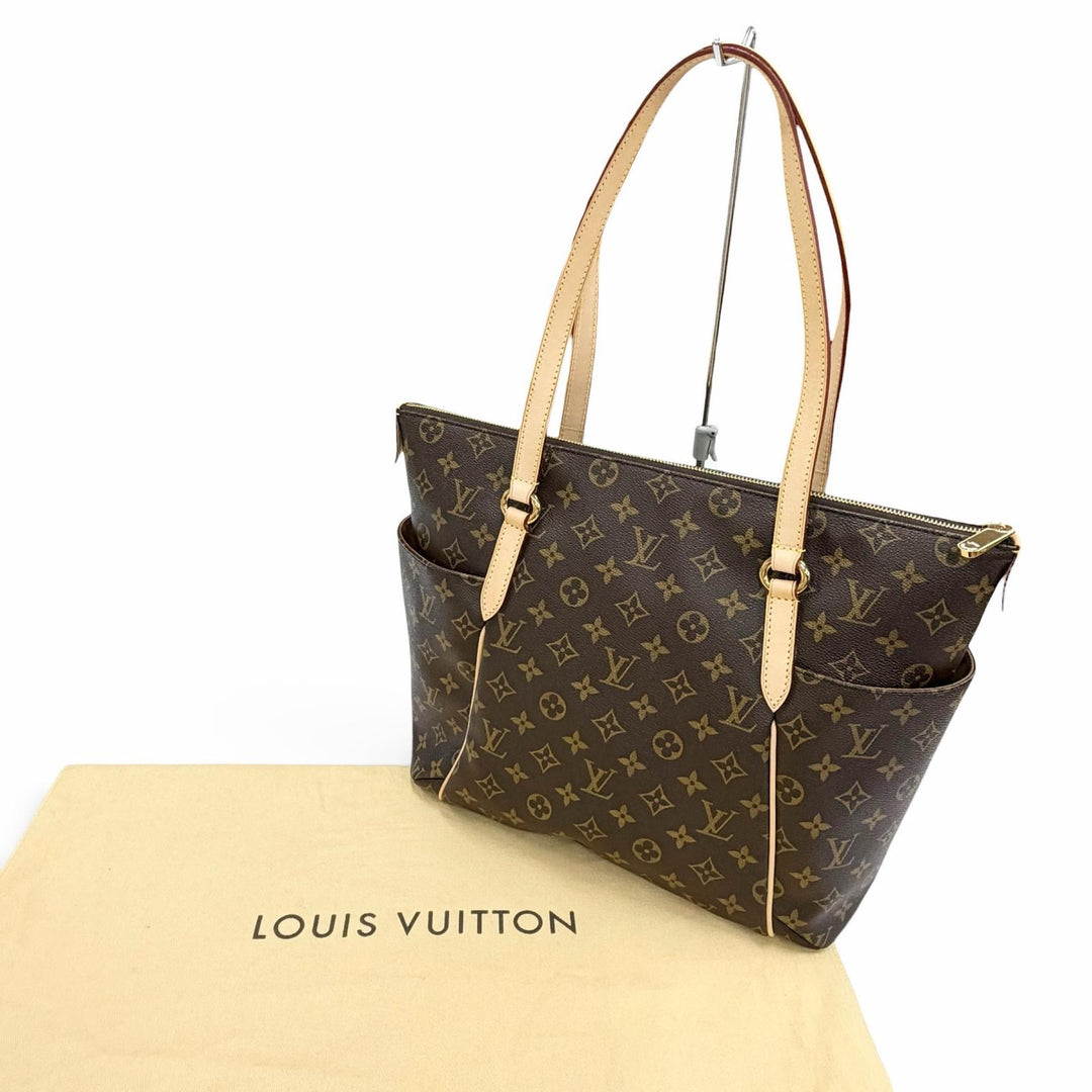 Pristine LOUIS VUITTON Tote Bag Monogram Totally MM Brown Women M56689