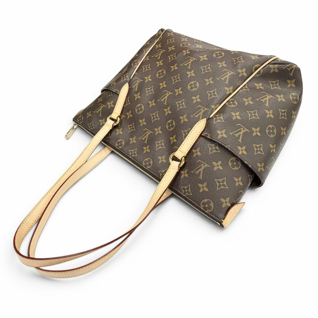 Pristine LOUIS VUITTON Tote Bag Monogram Totally MM Brown Women M56689