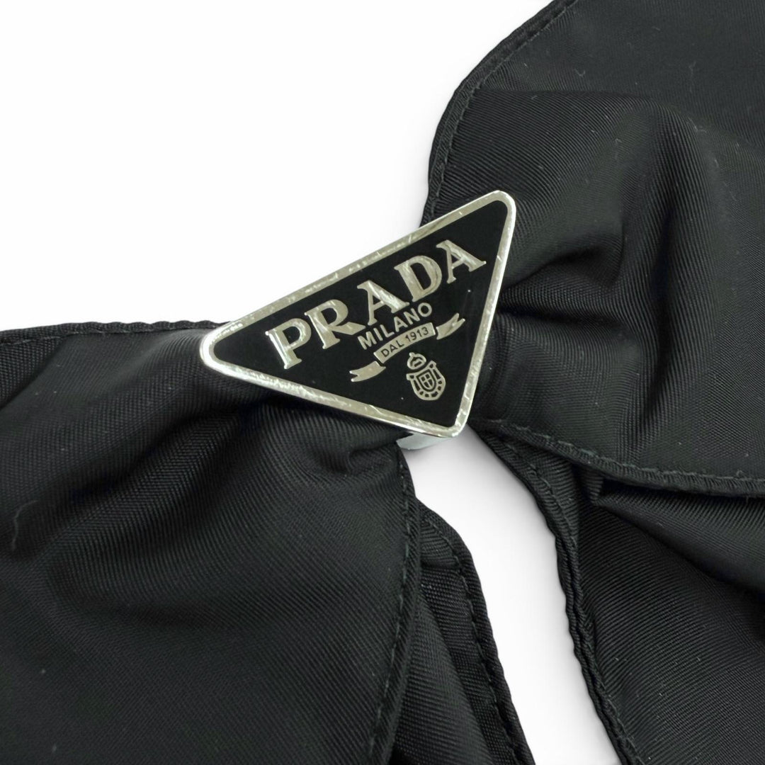 Great PRADA Triangle Logo RE-NYLON Ribbon Barrette black 1IF163