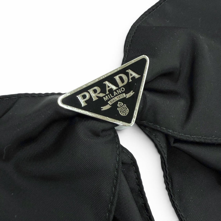 Great PRADA Triangle Logo RE-NYLON Ribbon Barrette black 1IF163