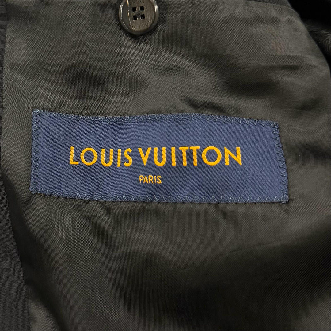 Great LOUIS VUITTON suit Embossed Monogram Double-Breasted black