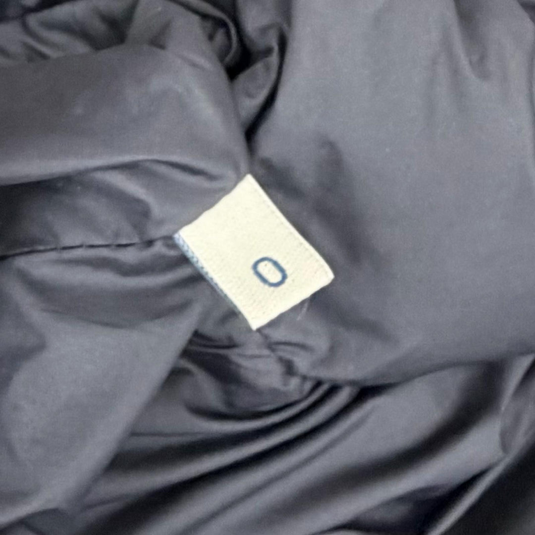 Great MONCLER Down jacket SESTRIERE Logo leather patch, hooded short Navy 0