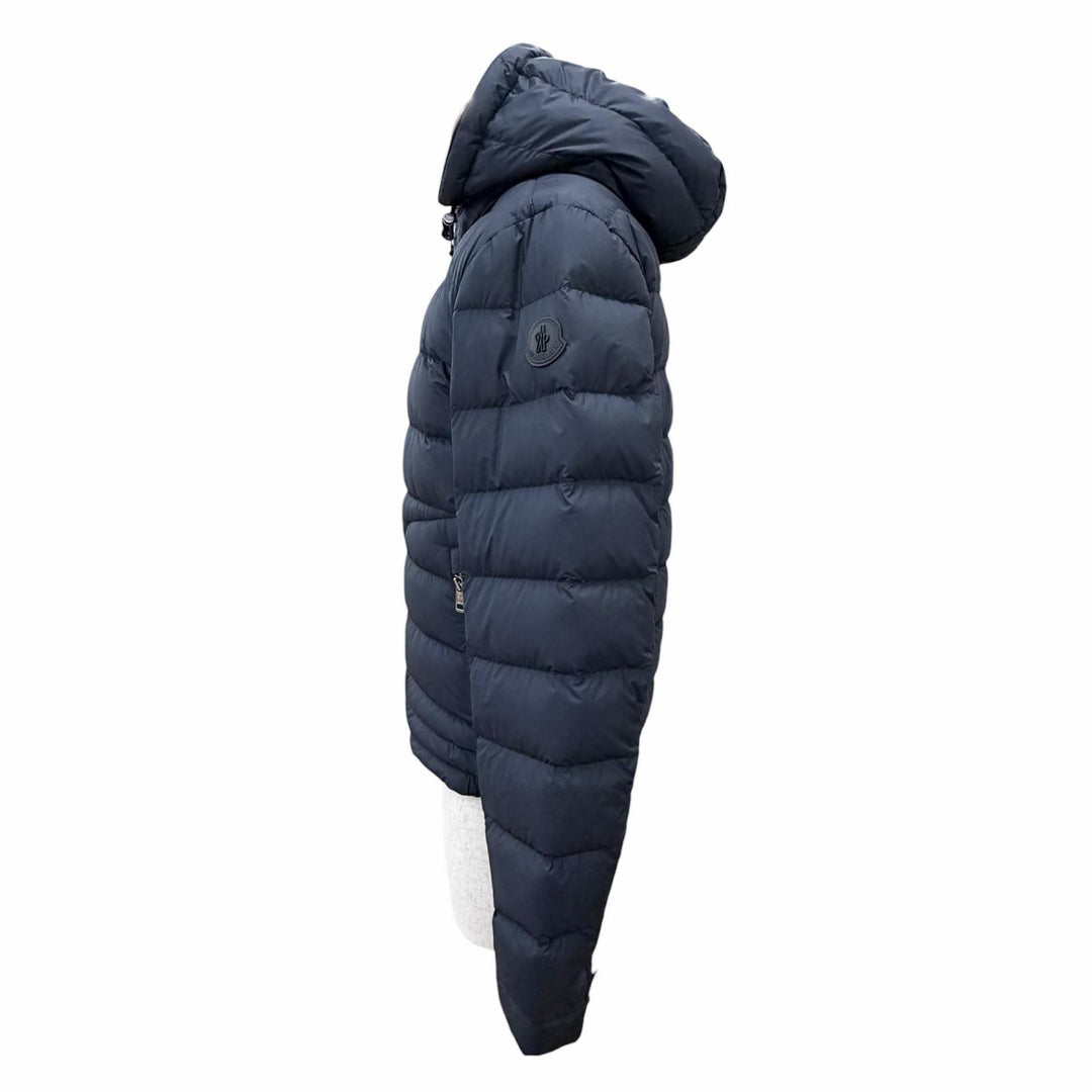 Great MONCLER Down jacket SESTRIERE Logo leather patch, hooded short Navy 0