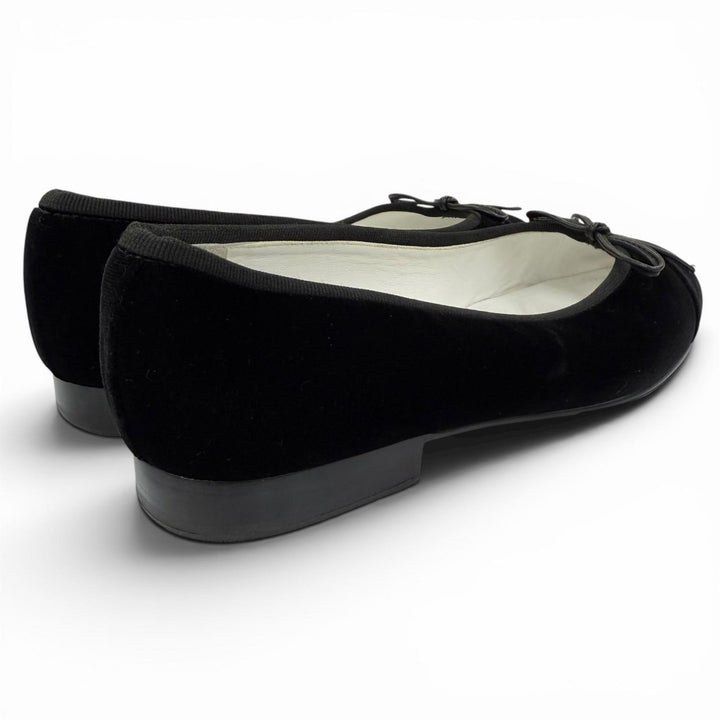 Excellent CHANEL ballerina Métiers d'Art Collection COCO Mark 35 22B G02819