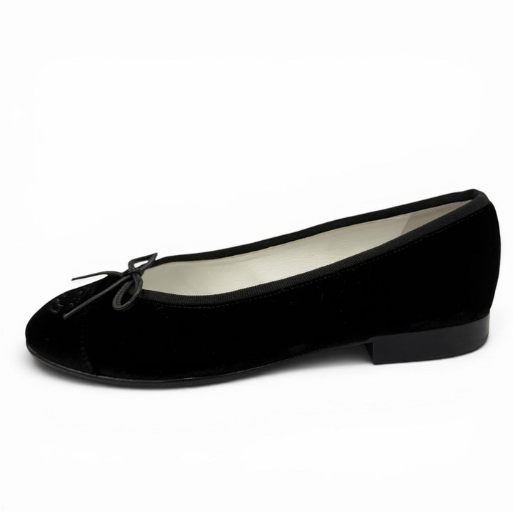 Excellent CHANEL ballerina Métiers d'Art Collection COCO Mark 35 22B G02819