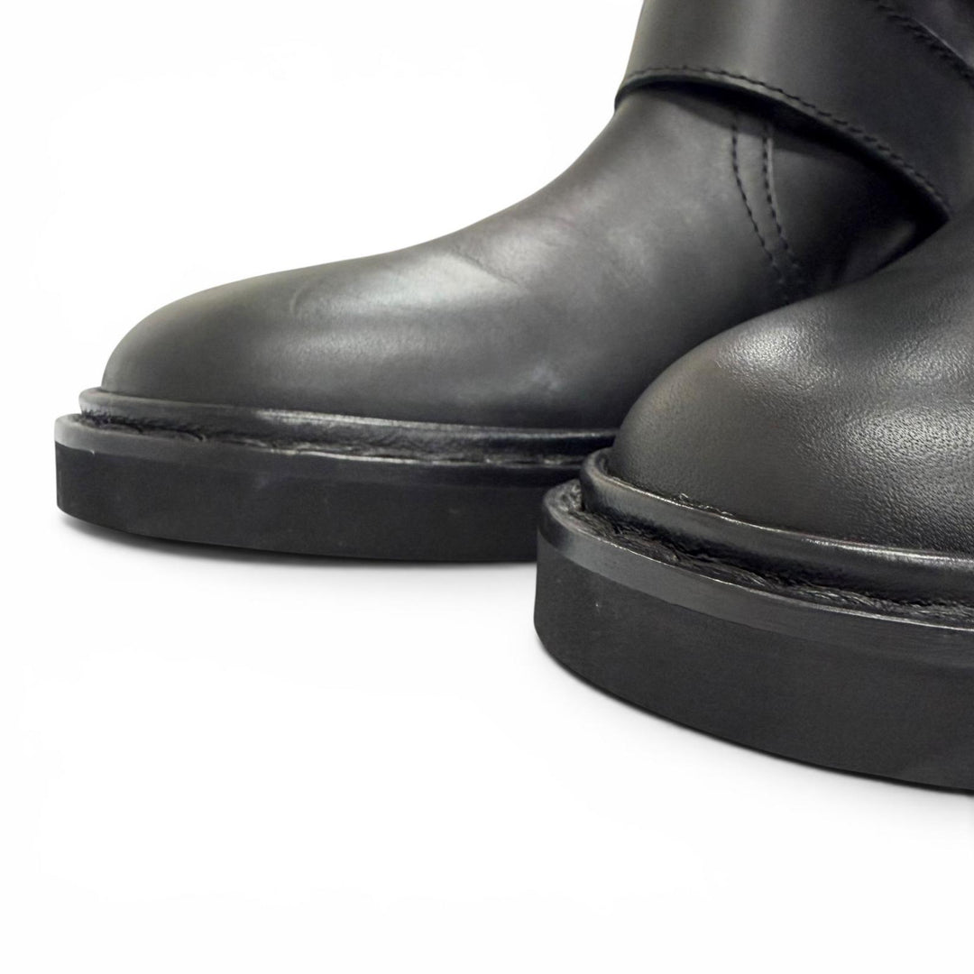 Excellent ROGER VIVIER Crystal Buckle Leather Biker Boots Ankle Boots black 36.5