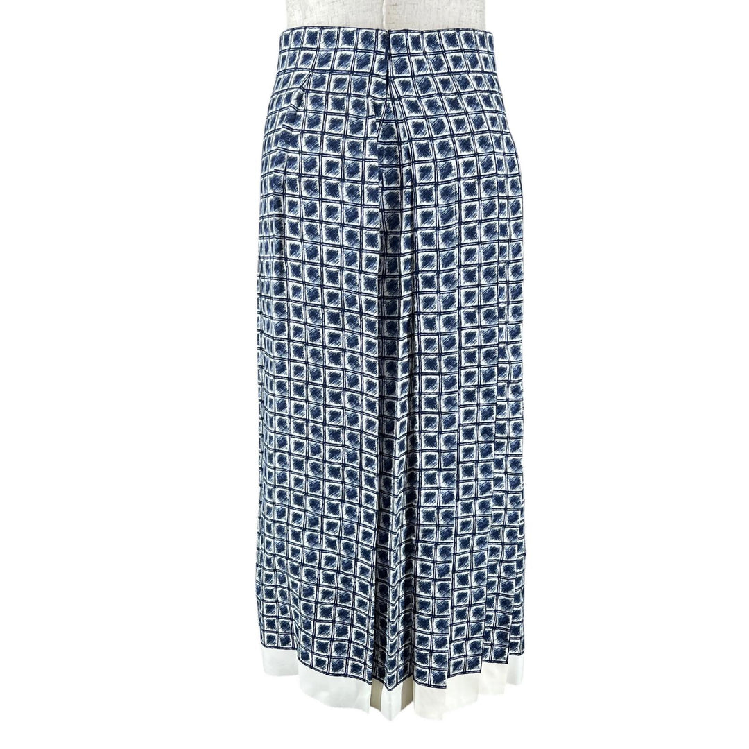 Pristine FERRAGAMO Long skirt All-over print Pleated Navy Rayon Women 38