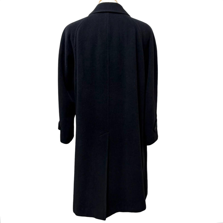 Great Burberrys coat All-over logo print on the reverse side black Angola mens
