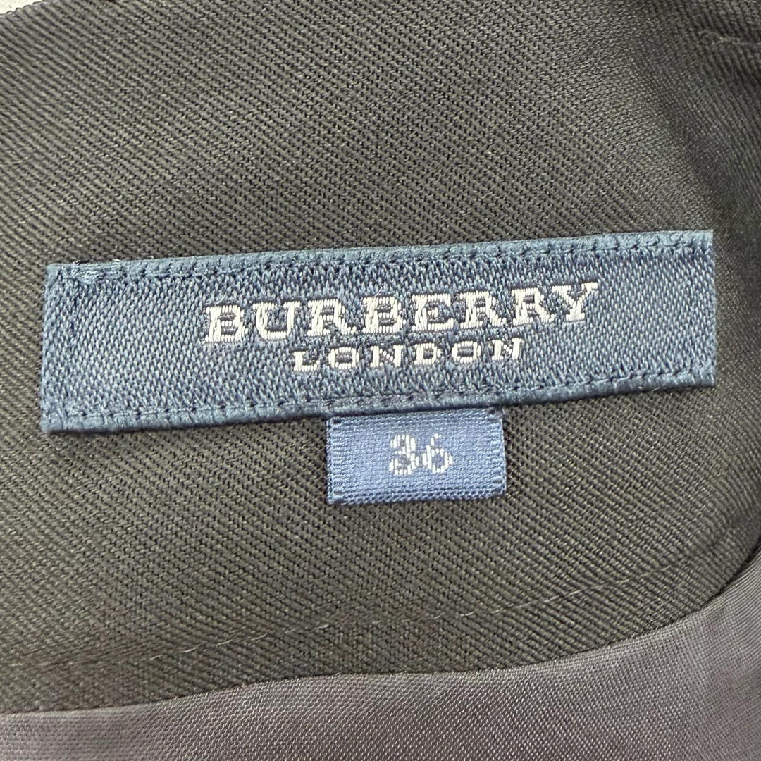 Excellent BURBERRY LONDON suit Jacket and skirt black wool Women