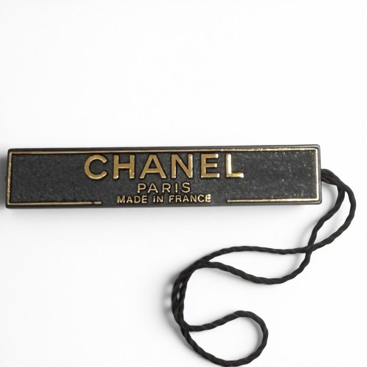 Great CHANEL Pierce COCO Mark Pearl white Women