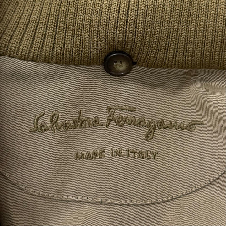 Excellent Salvatore Ferragamo coat Wool-lined 3-way hooded half jacket