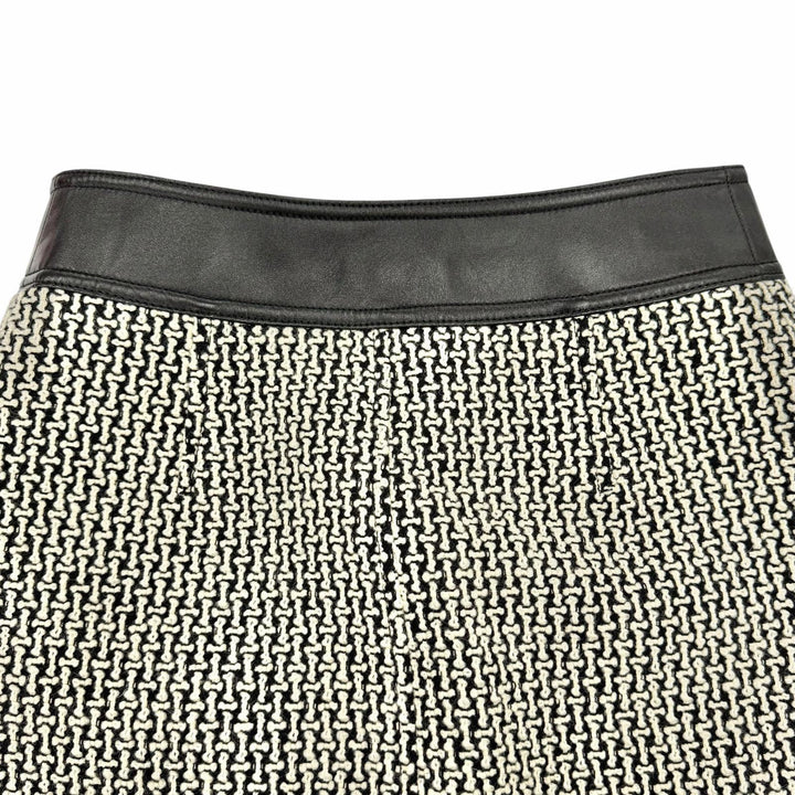 Pristine LOUIS VUITTON Tweed skirt black wool Women 36