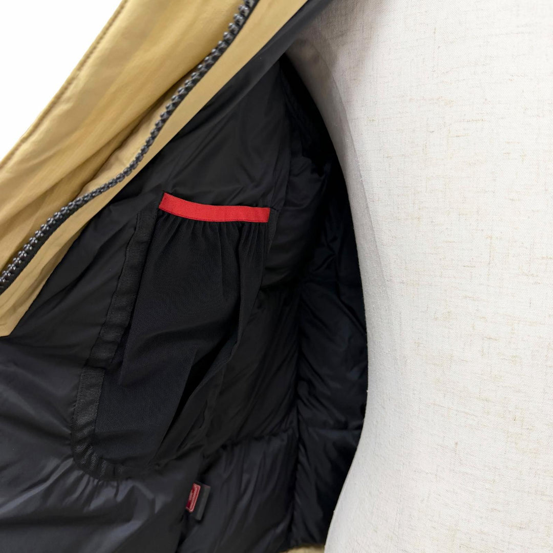 Great THE NORTH FACE Down jacket Baltro Light Jacket GORE-TEX hooded