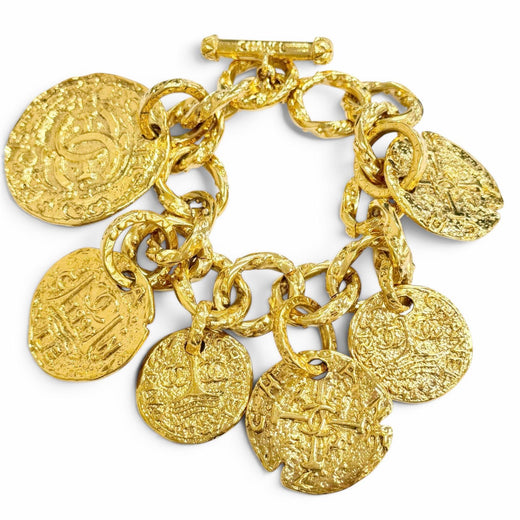 Great CHANEL bracelet COCO Mark Medal Chain gold Women 93A
