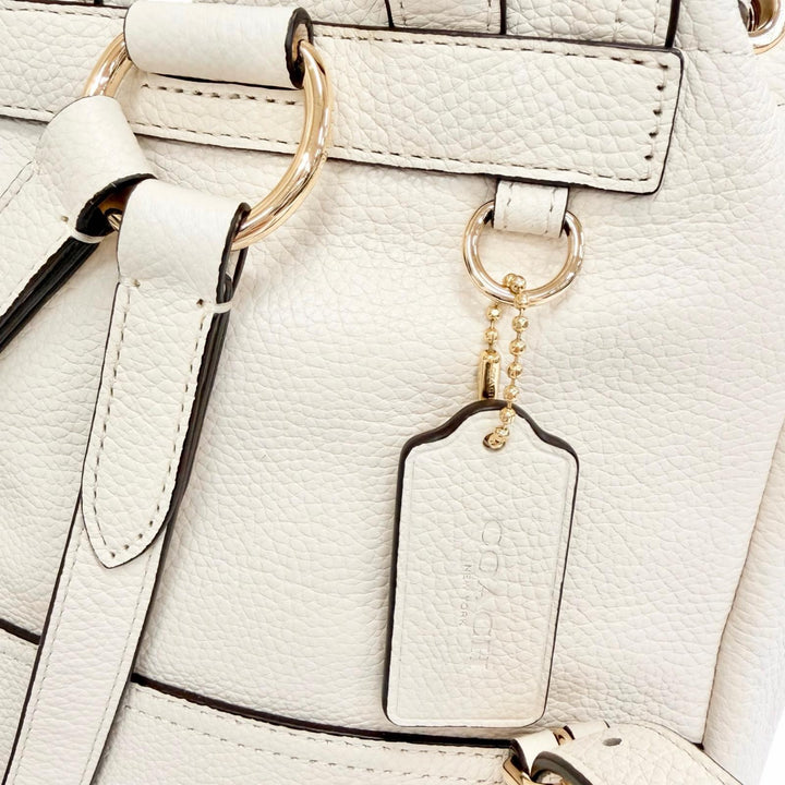 Excellent COACH Backpack Daypack Logo Turnlock Leather Ivory leather Women 37581